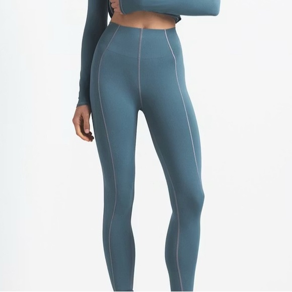 SKIMS Pants - The Northface x SKIMS Refina Leggings Kyanite Brand New Sz L